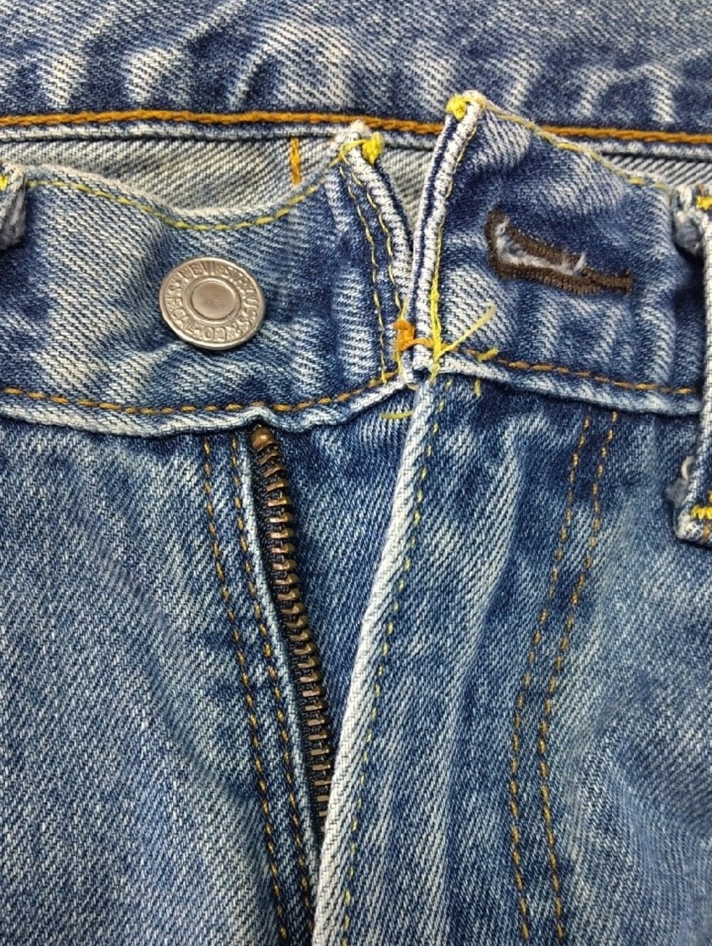 Levi's 505 Men's Light Blue Straight-Leg Denim Jeans - Picture 10 of 15